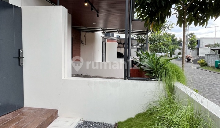 Ready-to-Occupy Minimalist House in Malang, Realistic Installments with Freehold Title 2