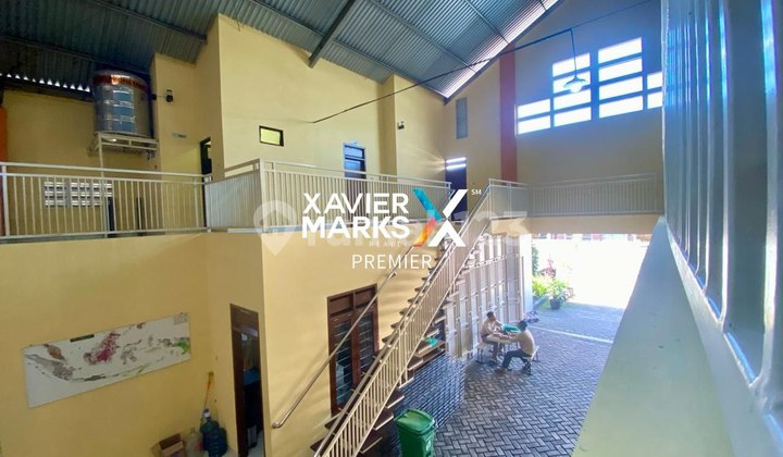 kantor u/ mess karyawan parkiran luas  Kedungkandang Kota Malang  2