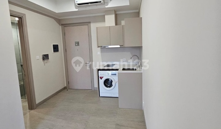 Di Sewakan Apartemen Menara Jakarta Kemayoran 2 Bedroom semi furnish 1