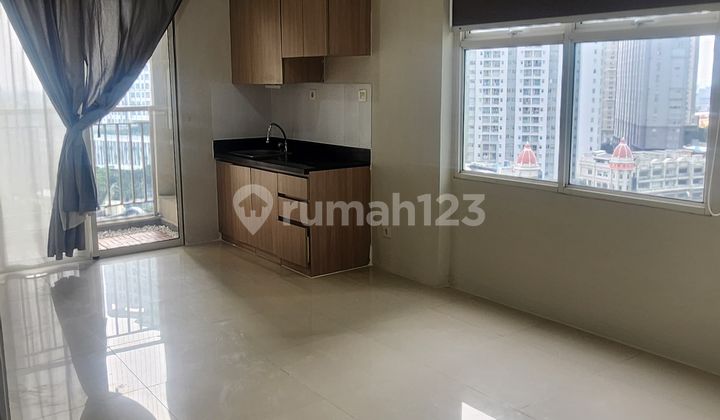 Di sewakan apartemen Madison Park 2 bedroom Semi furnish 1