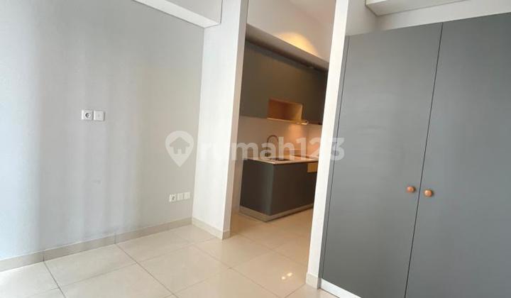 Apartemen Taman Anggrek Residences Studio Semi furnish 1