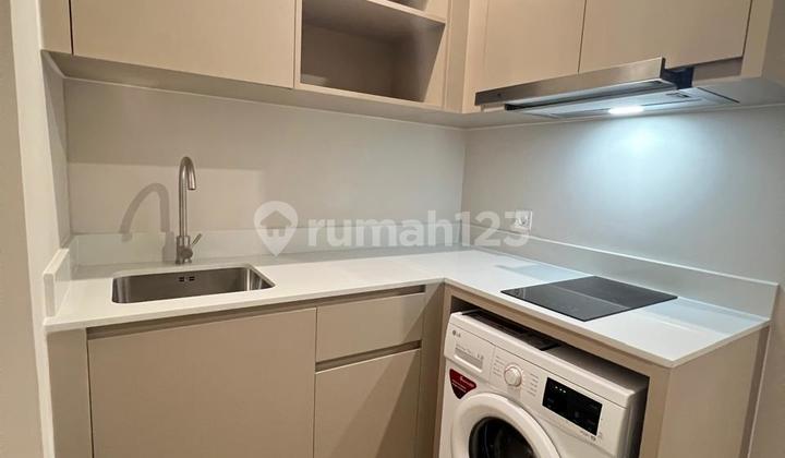 Disewakan Apartemen Menara Jakarta 2 Bedroom Semi Furnish 2