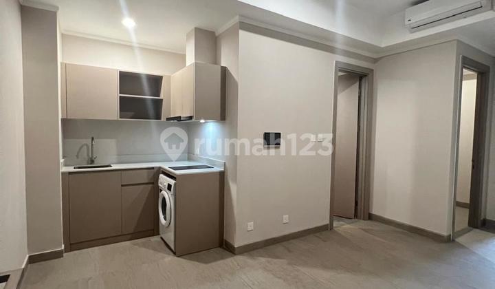 For Rent: Jakarta Tower Apartment 2 Bedroom Semi Furnished