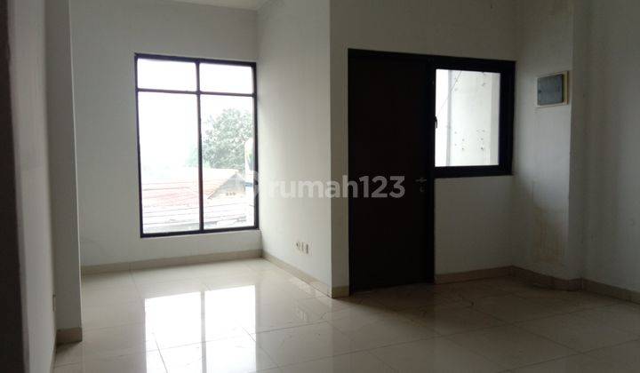 Ruko Siap Pakai 3,5 Lantai, Pinggir Jalan Raya Dekat Stasiun Depok Lama  6