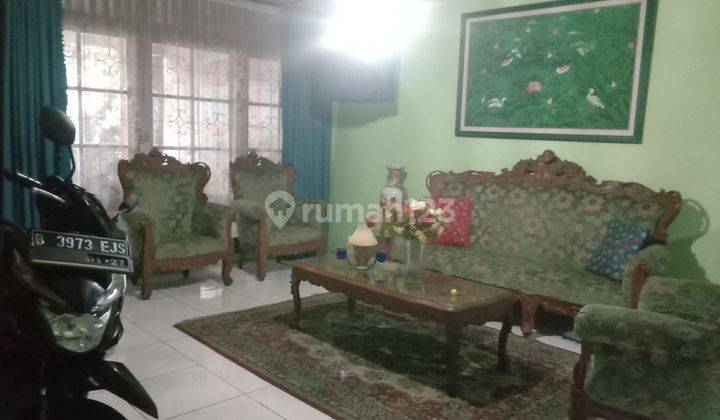 Rumah Luas Tanah 416 m2 Bonus Kos Kosan Aktif Dekat Jln  Margonda 1