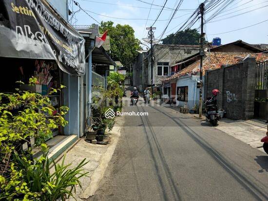 Rumah Hitung Tanah 95 m2 SHM Pinggir Jalan Blok S Kebayoran Baru 2