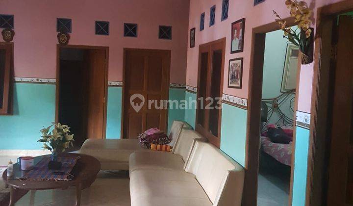 Rumah Kos-kosan Aktif 20 Kamar Dekat Jalan Margonda 1