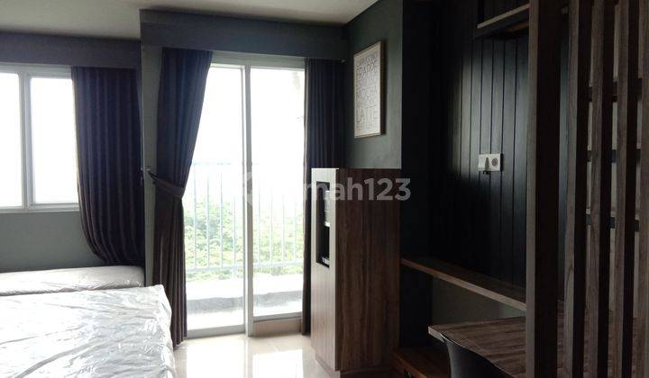 kamar tidur apartemen lrt sentul full furnished