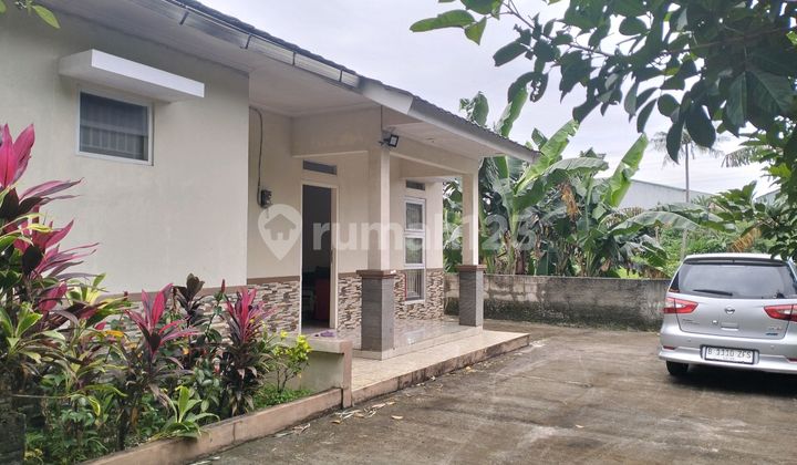 Villa Flavor House in Raden Saleh Street Housing, Sukmajaya