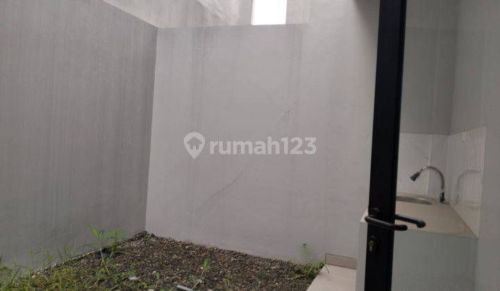 Rumah 2 Lantai Baru di Bintaro Paradiso Tangerang Selatan 2