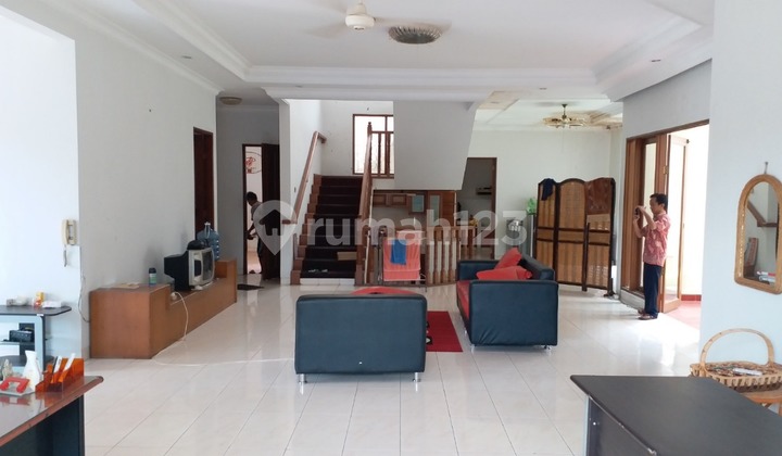 Rumah 2 Lantai Siap Huni Dekat Mall Cinere Murah Dibawah Harga Pasar