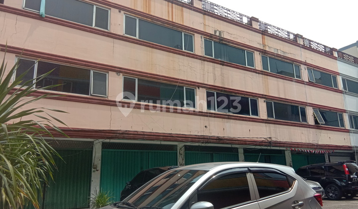 3-Story Shop House with Rooftop on Jl Margonda Near Depok Terminal 2