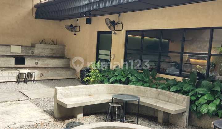 Business Space 250 m2 in Elite Area Jl Sei Petani Medan Baru, Medan Business Space 250 m2 in Elite Area Jl Sei Petani Medan Baru, Medan