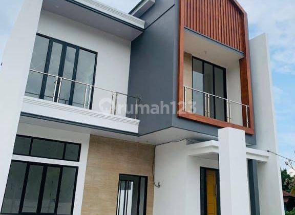 Rumah Scandinavian 2 Lantai Di kota Pekanbaru Suasana Pedesaan Dan Bisnis 1