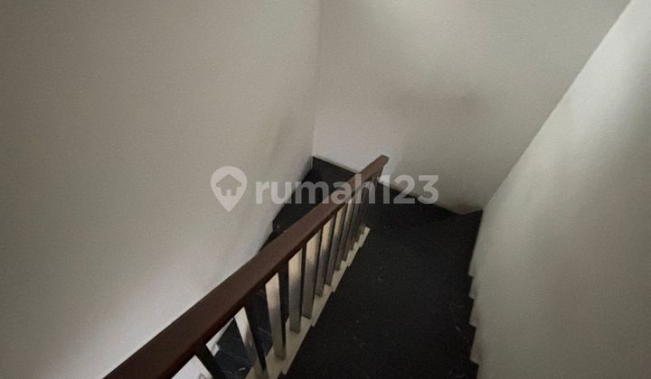 Dijual Cepat Rumah Golf Lake Residence Uk 8X15 (2 Lantai) Semi Furnish Ready Huni bisa Nego 2