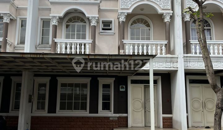 Dijual Rumah Greenlake City Tangerang Cluster Europe 8x17 2 Lantai Rapi SHM Murah 1