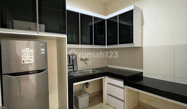 Dijual Rumah Greenlake City Tangerang Cluster Europe 8x17 2 Lantai Rapi SHM Murah 13