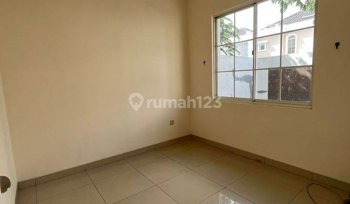 Dijual Rumah Greenlake City Tangerang Cluster Europe 8x17 2 Lantai Rapi SHM Murah 19