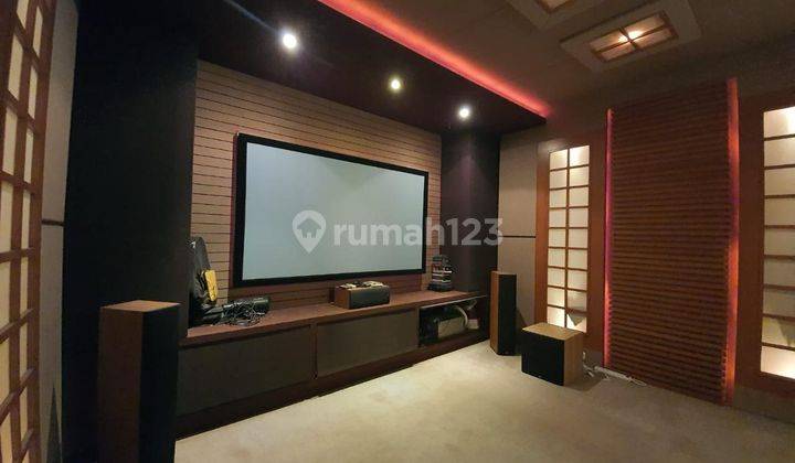 Dijual Rumah Pik 1 Cluster Florence Uk 8x20 3 Lantai Full Furnish Siap Huni Termurah 2