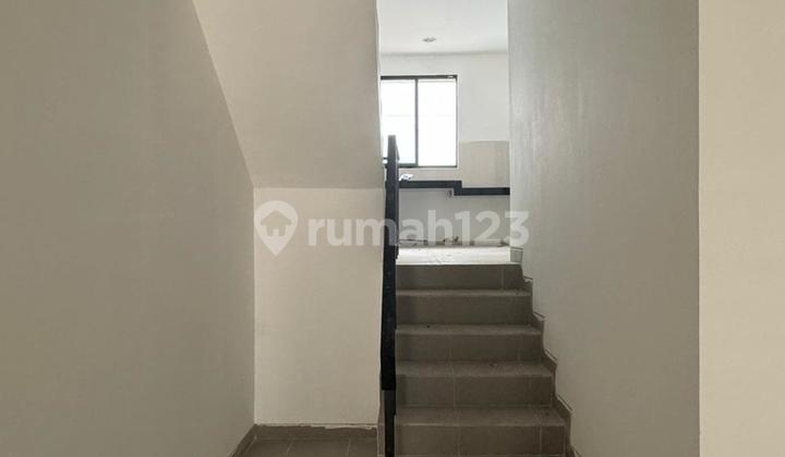 DISEWA RUMAH BRAND NEW PIK 2 UK 12x25 (2.5 LANTAI) PERMATA HIJAU RESIDENCE TERMURAH 2