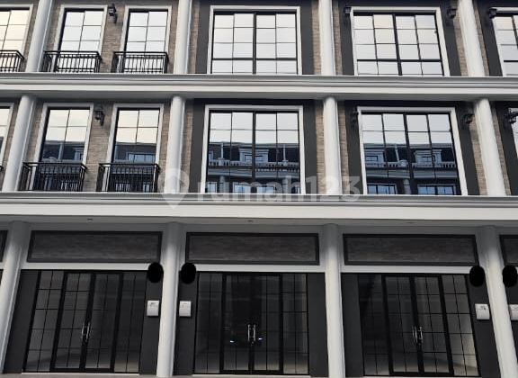 For Rent: Harvard Shop House PIK 2, Size 4.5x12.5 (3 Floors) Lowest Price