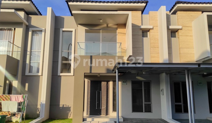 DIJUAL RUMAH 2 LANTAI GOLF ISLAND UK 8x15 PPJB 3 KAMAR TIDUR DIJAMIN TERMURAH