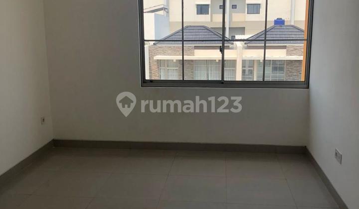 Disewakan Rumah Pik 2 Uk 4.5X10 (3 Lantai) Unfurnish 3 Kt Dijamin Murah Disewakan Rumah Pik 2 Uk 4.5X10 (3 Lantai) Unfurnish 3 Kt Dijamin Murah
