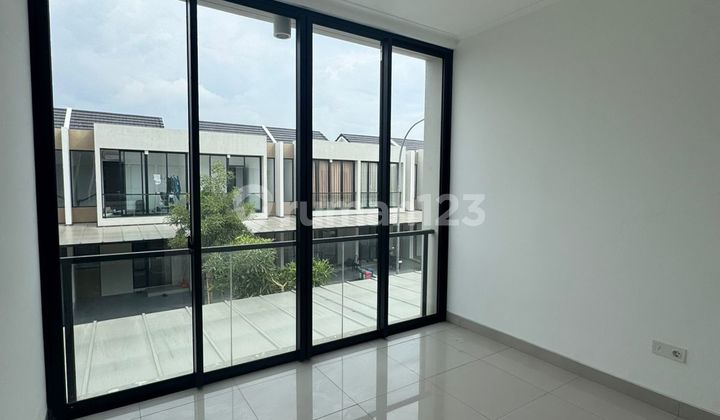 DIJUAL RUMAH MILENIAL PIK 2 EXTENSION 4.5x10 (2 LANTAI) KOSONGAN PPJB TERMURAH