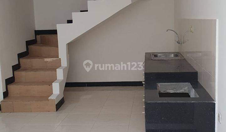 Dijual Rumah Cantik Siap Huni di Kota Baru Parahyangan Bandung 1