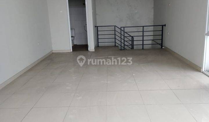 Dijual 2 Unit Ruko Strategis di Sarijadi Bandung 1