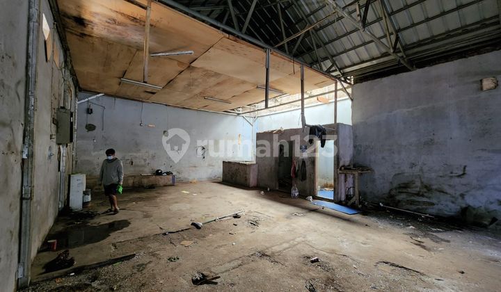 Disewakan Gudang Luas di Cibolerang Bandung 6