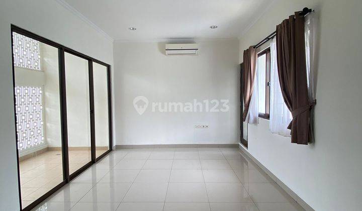 Rumah Mewah Terawat di Btari Summarecon Bandung 2