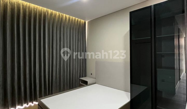 New Modern Luxury House in Setiabudi Regency Bandung 2