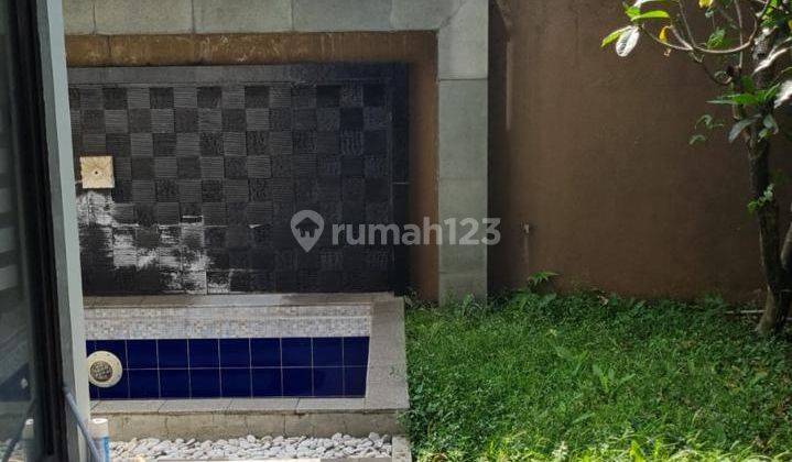 Rumah Mewah Siap Huni Dengan Kolam Renang di Mekar Wangi 2