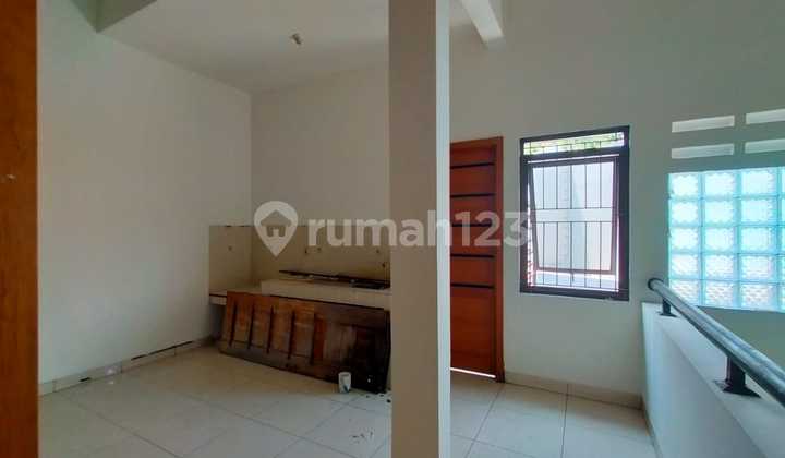 Ruko Siap Pakai Strategis di Jalan Pajajaran Bandung Ruko Siap Pakai Strategis di Jalan Pajajaran Bandung