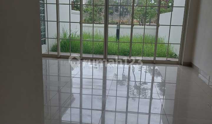 Ready-to-Occupy House in Podomoro Park Cluster Anapuri 2