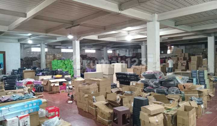 Gudang 2 Lantai Strategis di Caringin Bandung