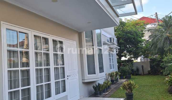 Di Sewakan Rumah Rapi Full Furnished di Puri Indah Kembangan Jakarta Barat