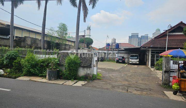 Dijual Rumah Tua Hanya Hitung Tanah di Kebayoran Lama Jakarta Selatan 1