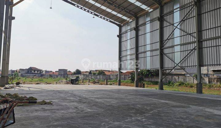 Gudang Baru Togo Kutabumi 2400 M² 2