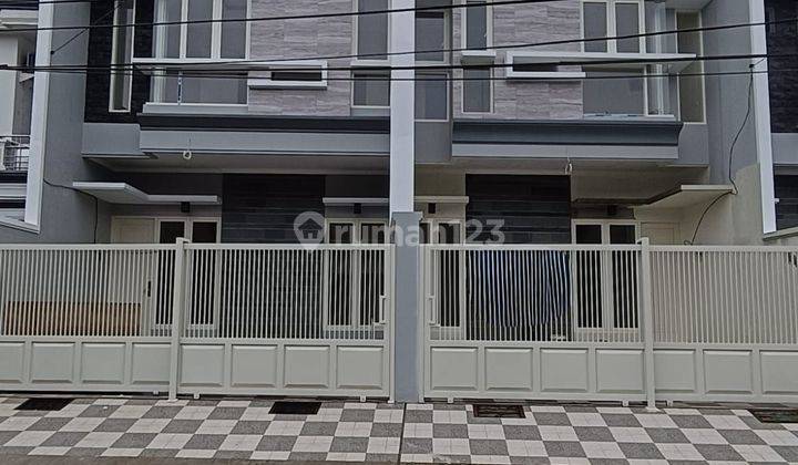 RUMAH BARU NGINDEN INTAN 2 LANTAI, HANYA 1M-AN 2