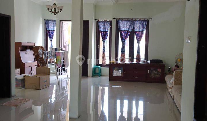 Dijual Rumah 2 Lantai Di Darmo Permai Selatan  2