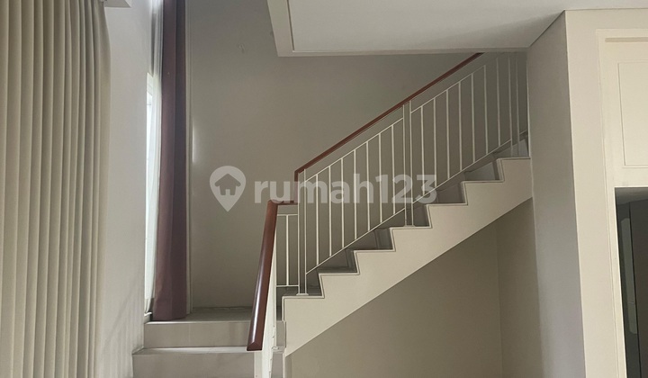 Rumah Pakuwon City Bagus Dibawah Harga Pasar