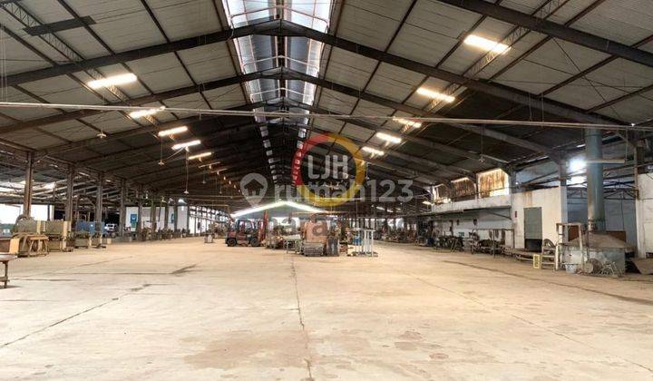 Gudang atau pabrik di Kaligawe Raya 1