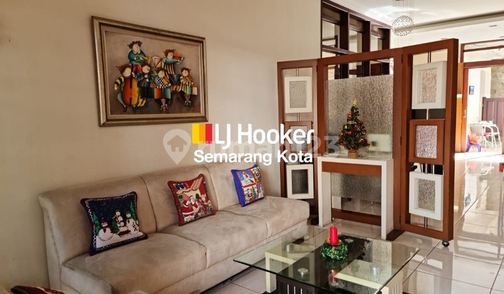 Ready-to-occupy house on Pandanaran Street. 1