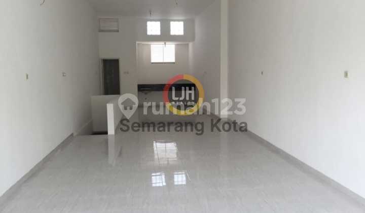 Ruko bagus di jalan Imam Bonjol 2