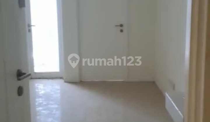 APARTMENT PARAHYANGAN RESIDENCE BANDUNG ...1BR, LANTAI 3, VIEW SWIMMING POOL