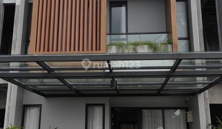 Rumah 2lantai Jakarta barat di Taman semanan indah 1