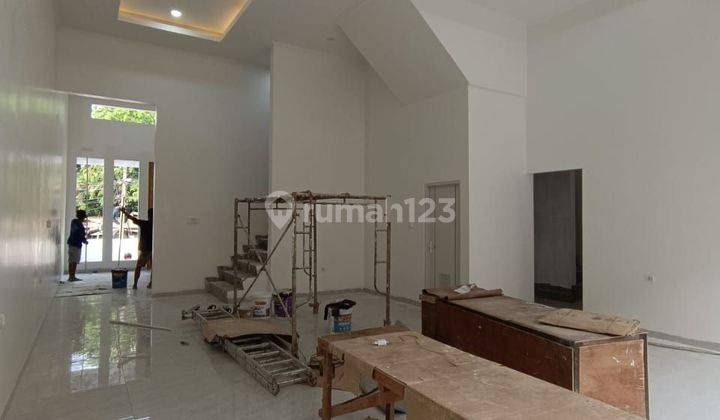 Dijual rumah 3lantai di Taman surya 5,Jakarta Barat 2