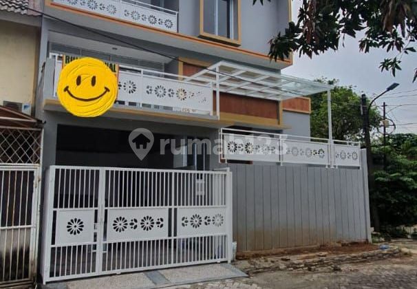 Dijual rumah murah 3lantai di Taman palem lestari, Jakarta Barat